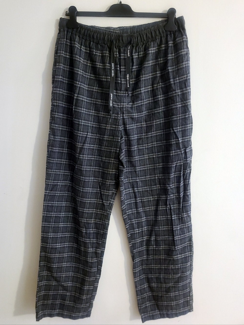 NWOT - Pierre Cardin - (Size L) Men's Gray Plaid Lounge Pajama Pants